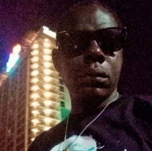 Meet your Posher, Christopher